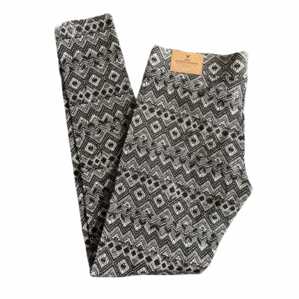 BRAND NEW American Eagle Diamond Pattern Leggings